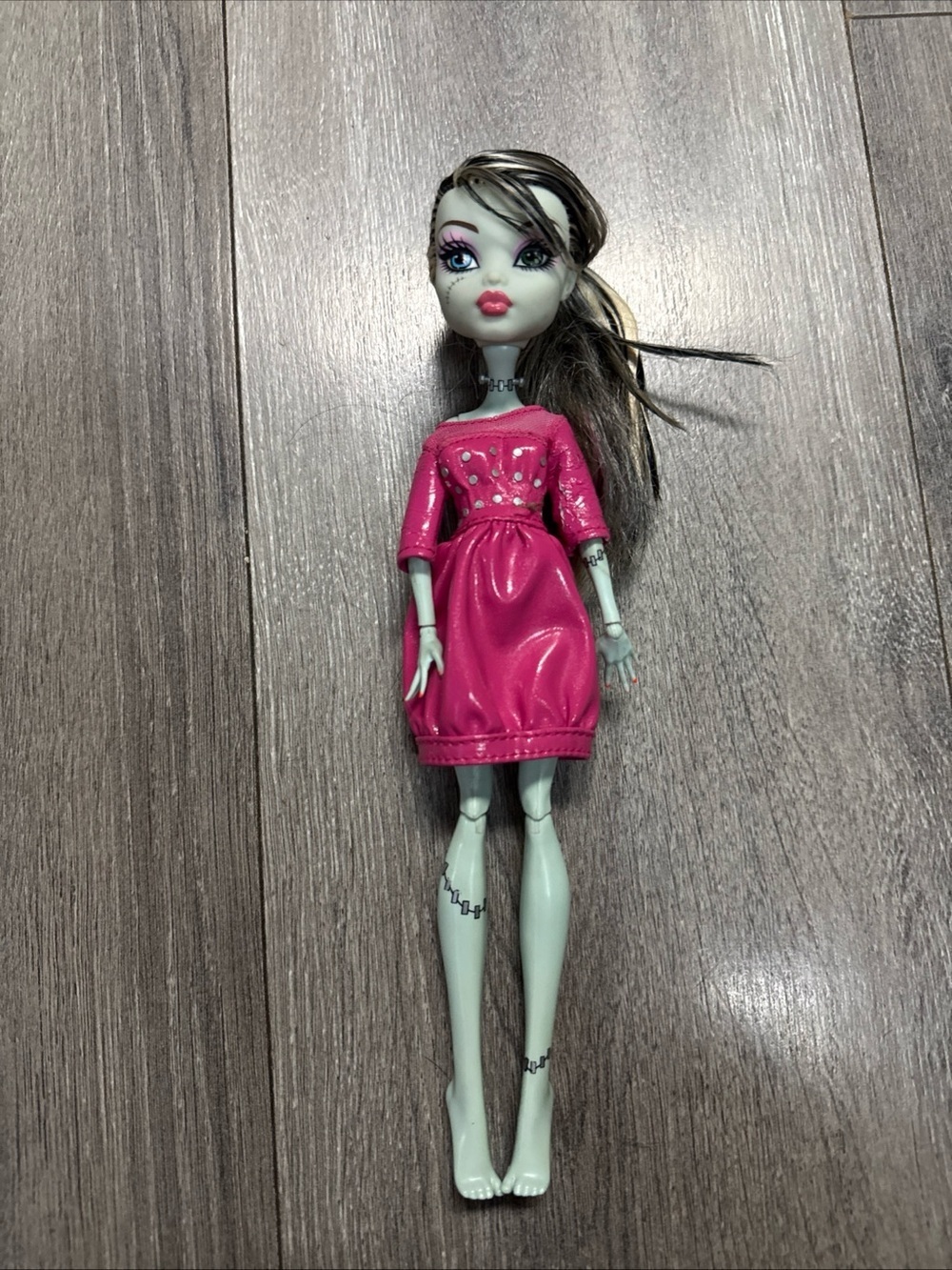 Monster high Frankie stein dead tired 2007-2008